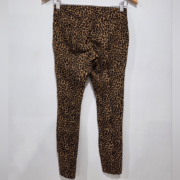 Old Navy Pixie Pants Mid Rise Leopard Animal Print Jeggings Size XS - Picture 3 of 9